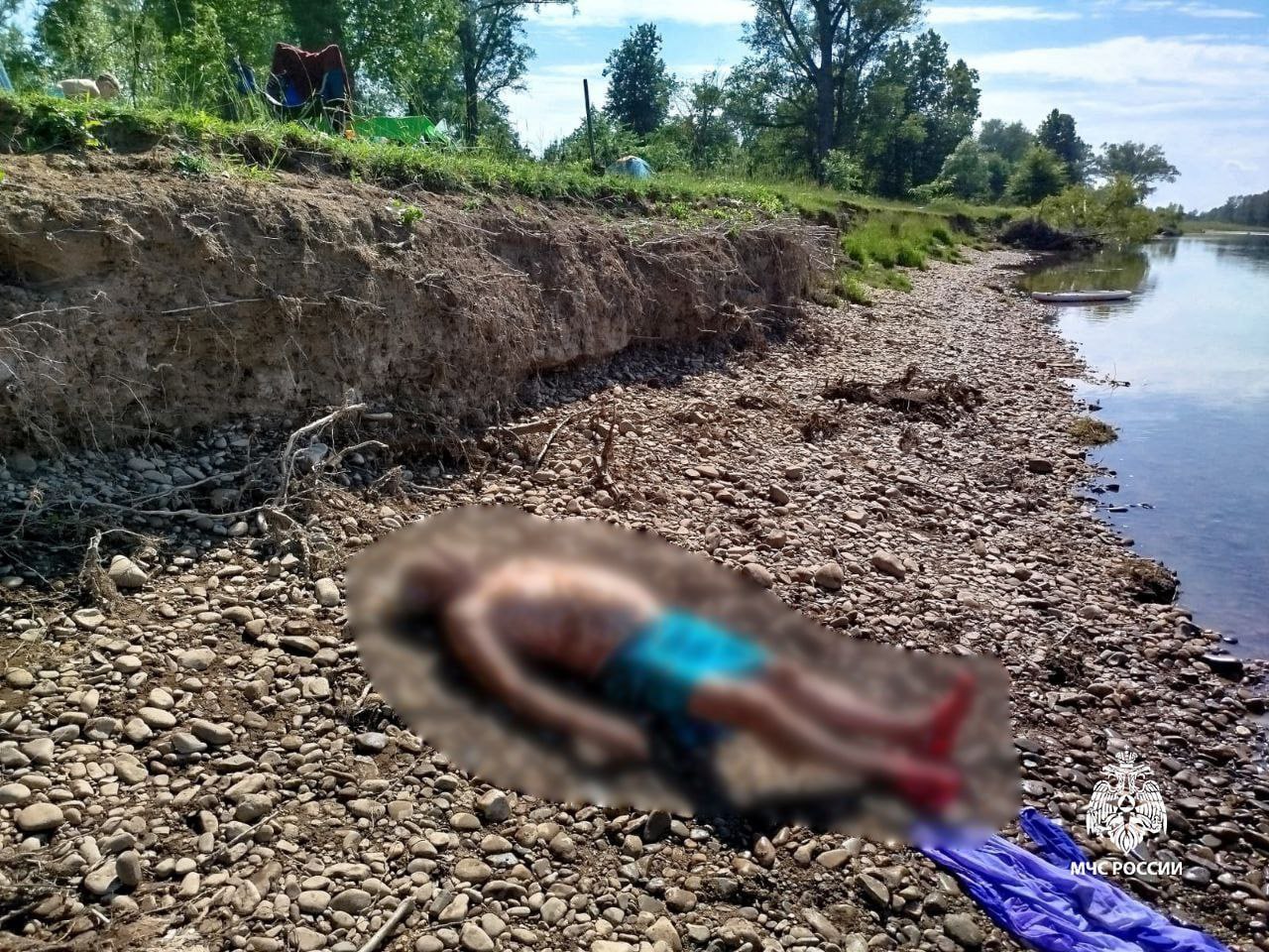 Фото с места гибели двух мужчин на реке Инзер в Архангельском районе.