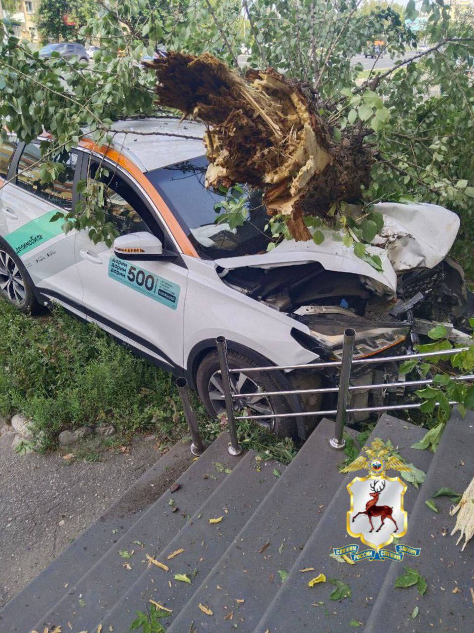 Подробности жуткой аварии на пр Ленина — один пешеход успел отпрыгнуть, второй нет.  Пешеход — 25 летний молодой человек погиб на месте. Водитель в состоянии алкогольного опьянения задержан.   Подписаться   Прислать новость