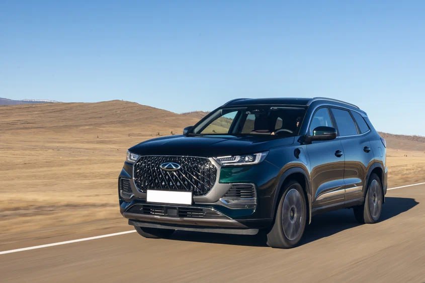 Гибридный Chery Tiggo 8 Pro покинул российский рынок С российского сайта Chery убраны все упоминания о трёхмоторном кроссовере Tiggo 8 Pro Plug In Hybrid По всей видимости он выведен из состава локальной линейки китайской марки Официальные продажи гибрида стартовали осенью 2023 года до исчезновения с сайта его предлагали за 4 85 миллиона рублей autoruonline