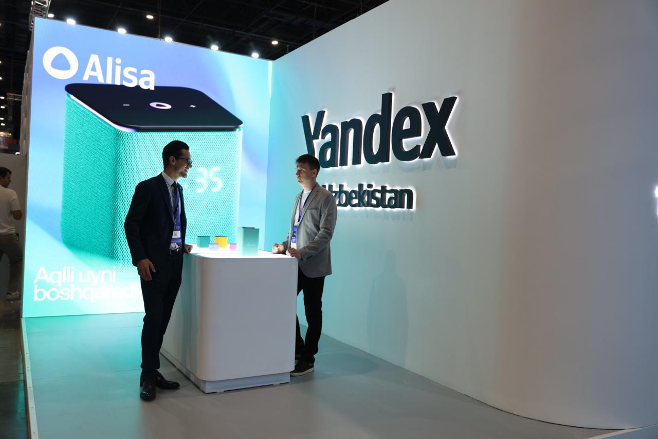 Yandex Uzbekistan запускает венчурный фонд O zbek tilida Еще одна крупная новость с ICTWeek Yandex Uzbekistan представил венчурный фонд который будет инвестировать в перспективные стартапы Узбекистана Называется Yango Ventures является частью международной Yango Group учредителя Yandex Uzbekistan В приоритете фонда проекты на ранних стадиях от Seed до Series B работающие в O2O B2B SaaS и FinTech Капитал фонда пока что 20 млн в будущем планируется увеличить Хотя 20 млн по меркам Узбекистана тоже хорошо учитывая какой у нас средний чек хватит на 100 стартапов Деньги это здорово но важнее другое Руководитель Yandex Uzbekistan Иззат Шукуров сегодня отметил что фонд готов предоставлять не только деньги но еще опыт связи экспертизу Это то что нужно потому что венчурные фонды которые могут дать только деньги у нас уже есть Теперь нам нужны фонды которые еще знают как масштабировать проекты и готовы делиться этим знанием Yango Ventures один из них потому что в его экспертный совет входят специалисты с реальным опытом развития платформ и продуктов Кроме того это международный фонд а значит те стартапы Узбекистана которые выберут его получат доступ к широкой сети контактов по всему миру Еще понравилось что компания смотрит на венчурный фонд не как на разовый проект а как на часть своей долгосрочной стратегии в стране Логика такая чем сильнее развивается технологическое предпринимательство в Узбекистане тем больше выигрывают все участники экосистемы включая Yandex Uzbekistan Всё так всё так Получить больше информации о фонде можно здесь записаться на закрытую встречу фонда которая пройдет сегодня вечером вот здесь skartariss yandex венчур инвестиции