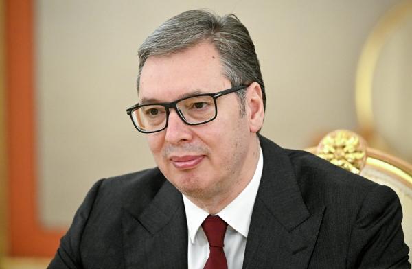 Сербия скоро направит США запрос о приостановке санкций против NIS Белград планирует сделать это при поддержке российской стороны сообщил президент республики Александар Вучич Я ожидаю что в понедельник или во вторник мы вместе с россиянами и теми кого найдёт российская сторона направим письмо американскому правительству и посмотрим согласятся ли они на месяц два или три освободить нас от санкций поскольку мы начали процесс смены руководства компании отметил Вучич в эфире Радио и телевидения Сербии Подписаться на Говорит Москва Telegram VK MAX