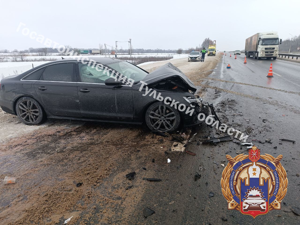 В Тульской области водитель на «Ауди» неудачно догнал грузовик  Авария произошла в Воловском районе на минувших выходных. В ней пострадали водитель и несовершеннолетний ребенок.  Подробнее   Подписаться