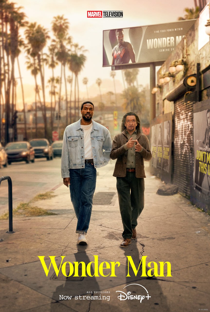 Чудо человек вышел на Disney Доступны все восемь серий Главный герой актер Саймон Уильямс который получил роль в ремейке своего любимого супергеройского фильма Однако он и в реальной жизни обладает суперсилами которые вынужден скрывать Мини сериал Marvel получил высокие оценки у него 90 на Rotten Tomatoes при 68 обзорах и 74 балла из 100 на Metacritic на основе 26 рецензий Кинопоиск Новости