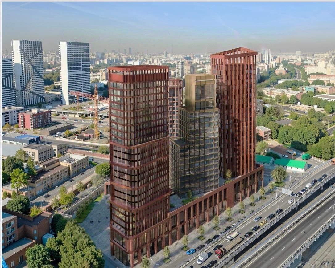 На месте бывшего завода «Электропривод» на улице Уткина на востоке Москвы планируют построить жилой комплекс  Площадь территории бывшего завода составляет 0,8 гектара. Здесь планируют возвести жилой комплекс общей площадью 51 000 м², из которых около 10 000 м² отведены под нежилые помещения.  По данным Росреестра, с февраля 2025 года территория принадлежит частному лицу, имя которого не раскрывается. Однако по адресу завода зарегистрирована компания «Уткина 48», управляющая, как минимум, одним из зданий бывшего завода.  Фирму «Уткина 48» контролируют АО «Союз» и бизнесмен Николай Тимохин. Он входит в совет директоров «Ступинской металлургической компании» и владеет частью акций ПАО «КамАЗ». В 2023 году Тимохин купил 50% акций «Автоинвеста» у Виталия Мащицкого, основателя и владельца VI Holding. На тот момент «Автоинвесту» принадлежало 23,54% акций «КамАЗа».  Кроме того, в 2019 году компания «БВ Групп», принадлежащая Тимохину, купила у Ростеха основную долю во Всероссийском институте легких сплавов  ВИЛС . Институту принадлежит 70 гектаров на улице Горбунова в западной части Москвы. После переезда института в Ступино на этой территории можно будет построить около 1 миллиона м² недвижимости.  Вероятно, после согласования застройки участок на улице Уткина и территория ВИЛСа перейдут профильным девелоперам.