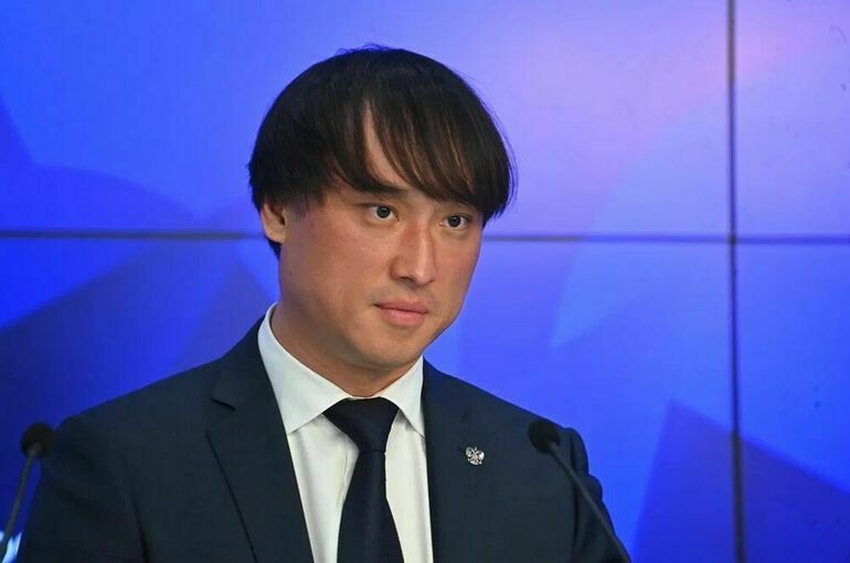 ℹ  Россиянам доступен полностью безвизовый и условно безвизовый въезд в 120 стран и территорий  Об этом рассказал глава комитета Госдумы по туризму и развитию туристической инфраструктуре Сангаджи Тарбаев сообщает ТАСС  При полностью безвизовом режиме для въезда достаточно предъявить загранпаспорт а при условно безвизовом режиме визы оформляются в упрощенном порядке Это может быть виза по прибытии документы оформляют уже в аэропорту или на пограничном пункте где необходимо оплатить визовый сбор или электронное разрешение ETA Готовый документ можно предъявить в распечатанном виде или с экрана смартфона рассказал Тарбаев Подробнее Telegram канал Безопасность туризма 24 7 с вами Подпишись