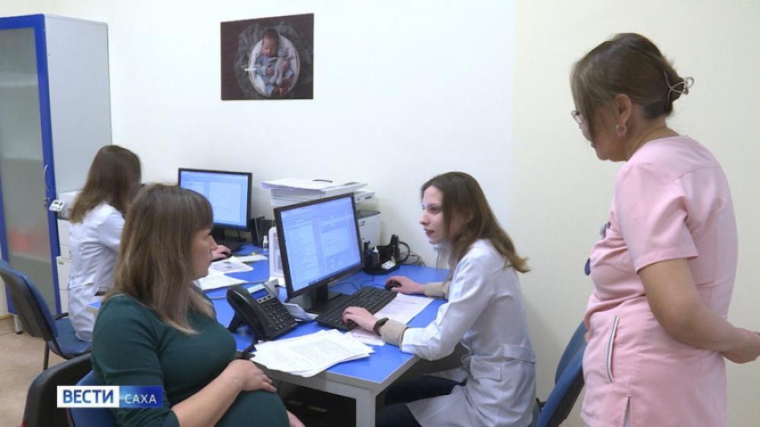 В трёх районах Якутии откроют 3 новых женских консультации в этом году Их оснащение идёт по национальному проекту Семья инициированному Президентом страны Владимиром Путиным ПрезидентРоссии Подробнее по ссылке на нашем сайте gtrksakha ru       Подписаться