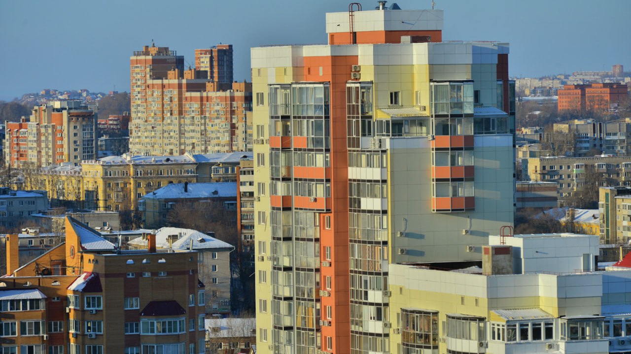 В Госдуме назвали срок введения закона против схемы Долиной Госдума может ввести законодательные нормы защищающие граждан от схемы Долиной Не исключено что закон примут уже в первом квартале 2026 года Об этом заявил глава комитета Госдумы по финансовому рынку Анатолий Аксаков Прочитать статью полностью Подписаться на DVHAB   Написать в DVHAB