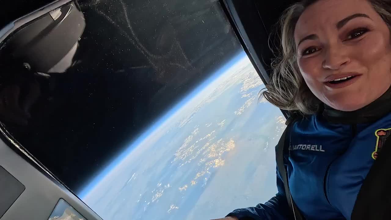 Джастин Сан совершил суборбитальный полет на корабле Blue Origin