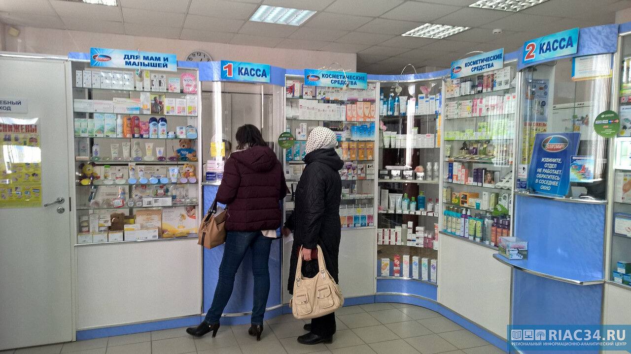 Правительство РФ дополнительно направит в Волгоградскую область средства на лекарственное обеспечение льготников Дотации на бесплатные лекарства медицинские изделия и специализированные продукты лечебного питания для льготных категорий граждан выделят 11 регионам На долю Волгоградской области придётся 20 млн руб Потребность в конкретных лекарствах и медицинских изделиях для каждого местного жителя определит его лечащий врач