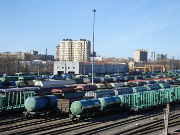 Железнодорожные операторы ждут оттока грузовой базы из за роста тарифов Исследовательское агентство InfraNews публикует шестой выпуск Индекса уверенности железнодорожного рынка отражающий эмоциональные настроения в отрасли и ожидания ее участников по итогам ноября 2025 года Подробнее