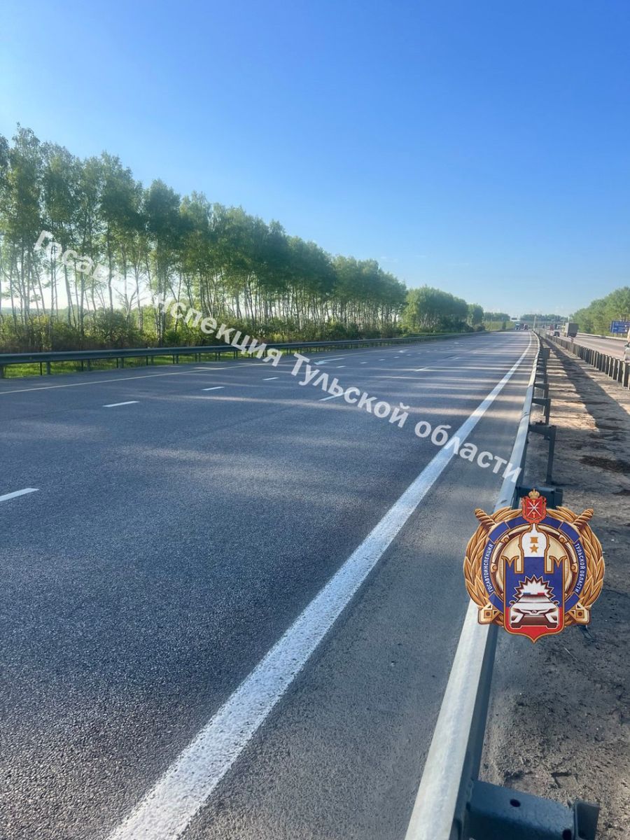 В Киреевском районе грузовик сбил пешехода, переходившего дорогу в неположенном месте 2 мая в 20:25 на 204-м километре автодороги «М-4 Дон» в Киреевском районе Тульской области произошло дорожно-транспортное происшествие. Подробнее Подписаться