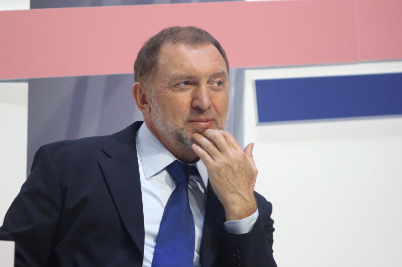 Дерипаска: «Кубань может стать русской Калифорнией» Бизнесмен заявил о масштабном росте населения и развитии сельских территорий Краснодарского края. Он может войти в тройку ведущих регионов России по экономическим показателям. Об этом заявил предприниматель Олег Дерипаска, выступая на Всероссийском казачьем форуме «Быть казаком». По его словам, через несколько лет здесь будет жить до 15 миллионов человек. Рост затронет не только города, но и сельскую местность, отметил бизнесмен. Подпишись на «Говорит Москва»