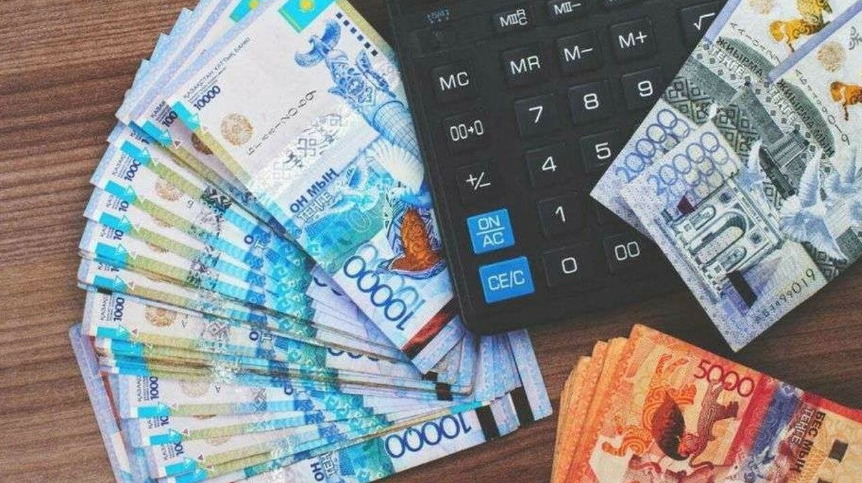 Казахстан потерял статус лидера среди стран ЕАЭС по зарплатам в некоторых отраслях Казахстан перестал занимать лидирующую позицию по средним зарплатам в ряде отраслей среди стран ЕАЭС кроме сфер горнодобывающей промышленности и разработки карьеров   Прислать новость
