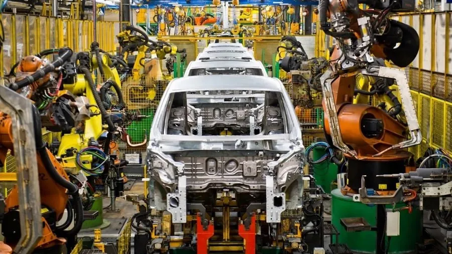 Продажи LADA в апреле выросли более чем на 4 АвтоВАЗ реализовал 31 172 автомобиля Это на 4 больше чем в апреле прошлого года и на 12 выше показателей марта 2026 года Лидером продаж осталась Lada Granta 11 5 тыс машин 13 к марту Впервые за месяц рубеж в 3 тыс преодолела Lada Iskra 3 2 тыс штук Lada Vesta разошлась тиражом 6 1 тыс Lada Largus 2 6 тыс семейство Niva 7 2 тыс автомобилей Данные приводит ТАСС со ссылкой на пресс службу компании Подробнее   Подпишись на MASHNEWS в МАХ