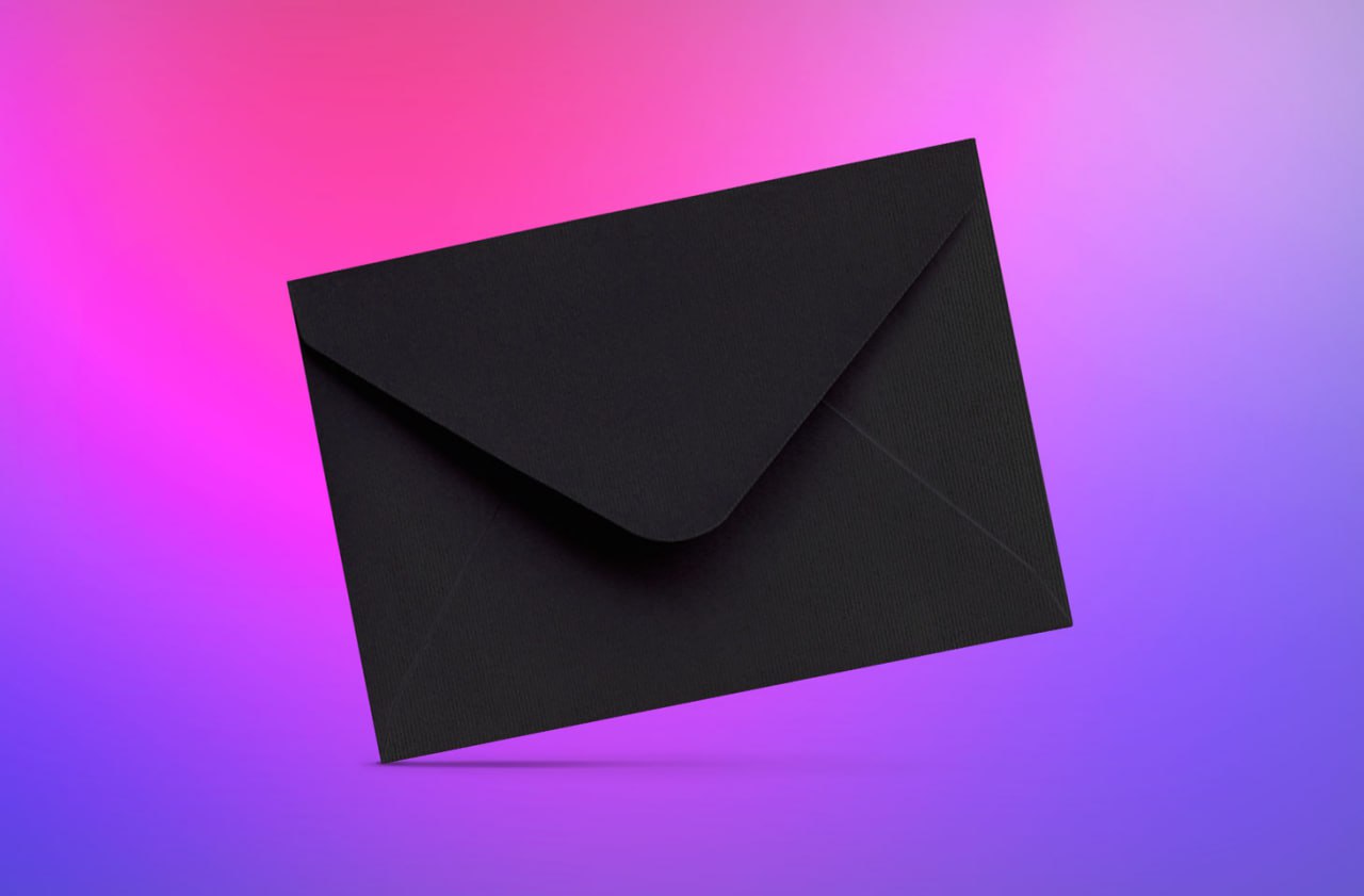 Доктор Зло российские медучреждения столкнулись с волной кибератак от лица известных страховых компаний и больниц Лаборатория Касперского обнаружила волну целевых вредоносных рассылок на десятки медицинских учреждений в России В конце 2025 года злоумышленники отправляли им электронные письма от имени известных страховых компаний либо больниц Во вложениях таких рассылок скрывался бэкдор который позволяет атакующим управлять заражённым компьютером жертвы Такие данные Лаборатория Касперского представила на пресс конференции посвящённой итогам 2025 года и прогнозам на 2026 й Подробности в новости на cайте компании