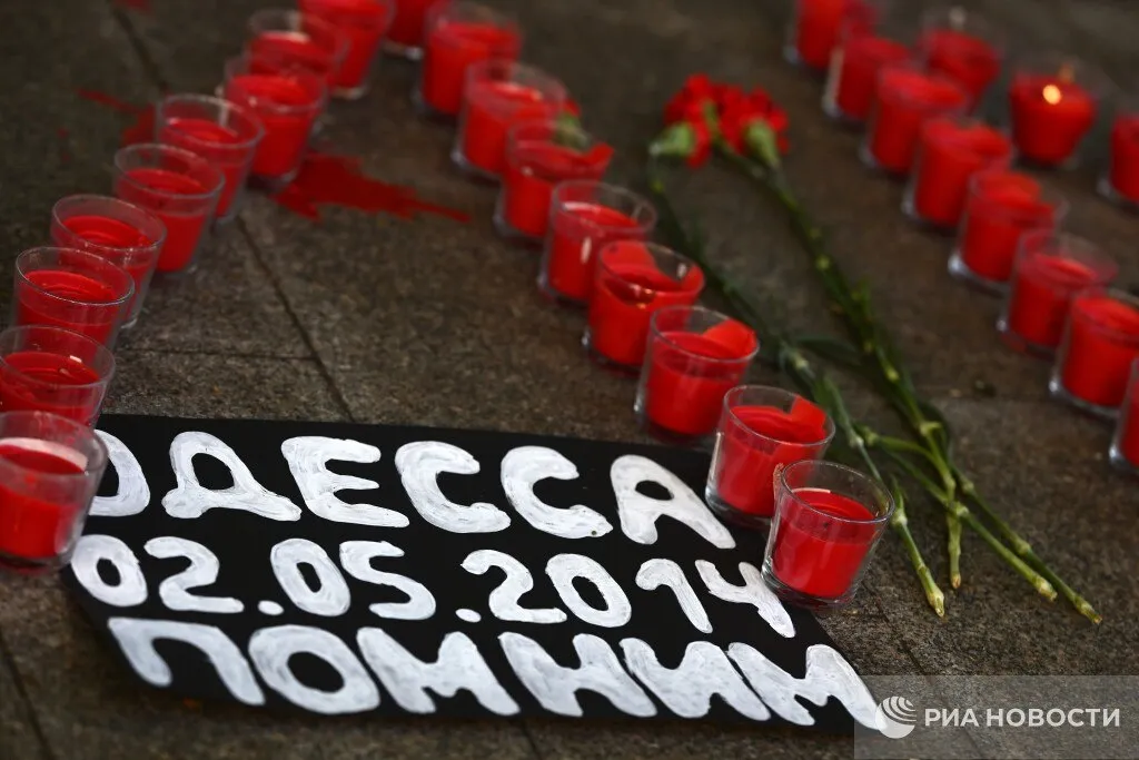 Гарантией справедливости для жертв чудовищного преступления в одесском Доме профсоюзов станет выполнение целей и задач СВО заявила Захарова Она добавила что финансирование терроризма стало традицией в Европе закрывшей глаза на нежелание Киева расследовать эту трагедию Подписаться на РИА Новости