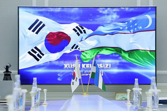 Узбекистан получит 100 современных машин скорой помощи по гранту Южной Кореи В рамках визита делегации Министерства здравоохранения Узбекистана в Республику Корея был подписан меморандум о предоставлении гранта на поставку 100 современных автомобилей скорой медицинской помощи   English O zbek tilida Ўзбек тилида На русском iOS Android