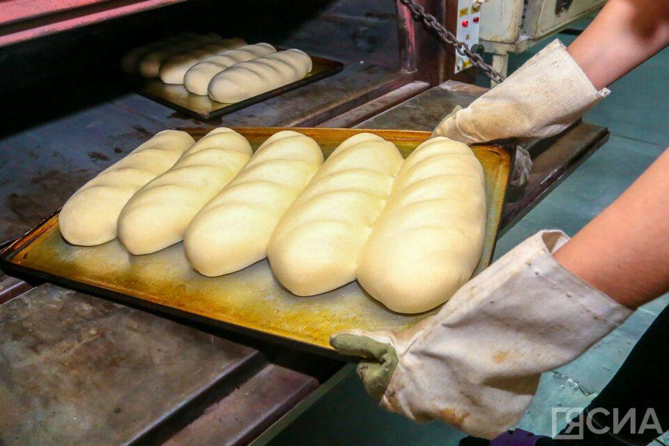 Якутский хлебокомбинат объявил о повышении цен на свою продукцию С 5 февраля оптовые цены на продукцию Якутского хлебокомбината в зависимости от категории товаров вырастут от 4 до 7 Об этом сообщается в телеграм канале предприятия Решение о повышении цен связано с удорожанием сырьевых материалов а также с увеличением расходов на коммунальные услуги логистику и упаковку пояснили в хлебокомбинате Все эти изменения обязывают с 5 февраля 2026 года пересмотреть ценовую политику чтобы сохранить высокое качество нашей продукции и обеспечить стабильность поставок говорится в сообщении Все новости Яестьновость Обсудить Читайте нас в MAX