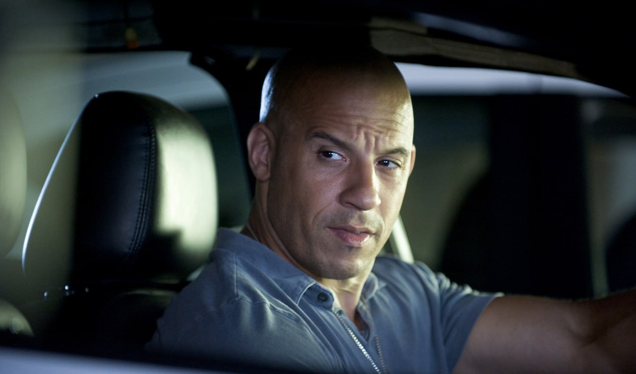 Последний заезд новый Форсаж выйдет 17 марта 2028 года Это подтвердил Вин Дизель в соцсетях Одиннадцатый фильм франшизы получил название Fast Forever Кинопоиск Новости