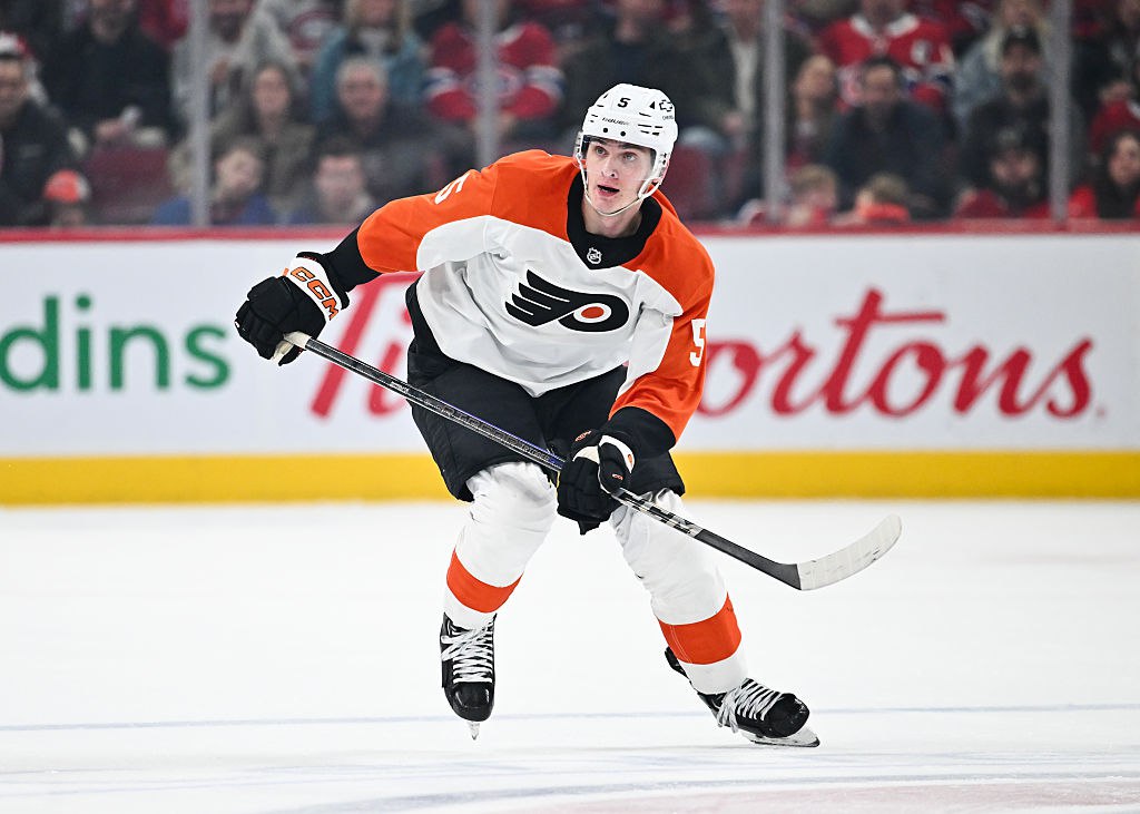 Егора Замулу обменяли в Питтсбург Филадельфия получила форварда Филипа Томасино сообщает пресс служба Пингвинз 18 декабря российского защитника выставили на драфт отказов СМИ сообщали что он недоволен переводом в АХЛ и готов расторгнуть контракт с командой   Замула дебютировал за Флайерз в апреле 2021 го за 168 матчей он набрал 41 очко 8 33 news matchtv Minas Panagiotakis Getty Images