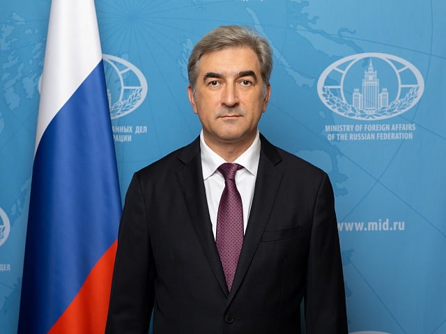 НовыеНазначения Приказом Министерства иностранных дел Российской Федерации Теплов Юрий Валентинович назначен Генеральным консулом Российской Федерации в Гуанчжоу КНР На дипломатической службе с 2003 года Работал на различных должностях в центральном аппарате Министерства и за рубежом в Посольстве Российской Федерации в КНР 2005 2010 годах 2013 2018 годах 2020 2024 годах РоссияКНР