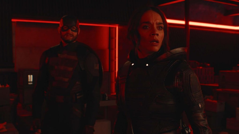 36-й фильм Marvel под названием «Громовержцы » напоминает «Отряд самоубийц» на минималках По сюжету команда злодеев-неудачников отправляется на задание по приказу правительства. Правда, разобраться в происходящем на экране смогут лишь те, кто посмотрел 35 предыдущих фильмов. Чего ждать зрителям, менее искушенным в мифологии Marvel, — рассказывает кинокритик Павел Матяж. Новости из Екатеринбурга