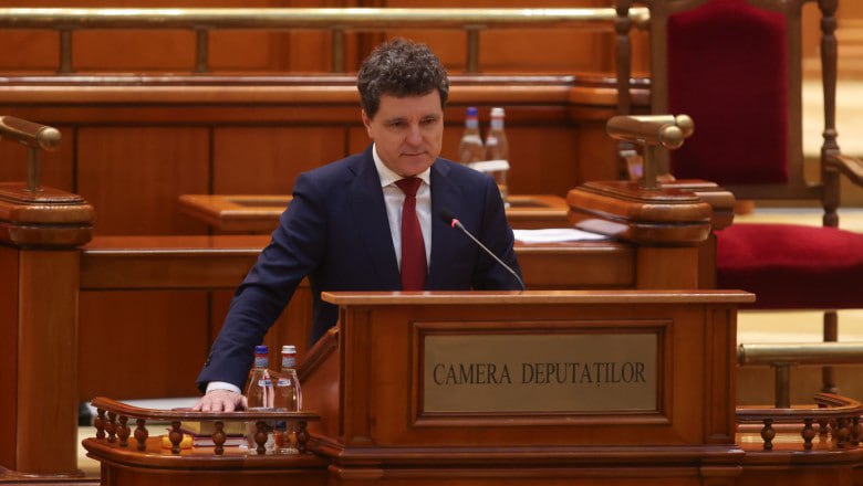 Президент Румынии Никушор Дан в своей первой речи обозначил приоритеты по отношению к Молдове По его словам, приоритетами в молдо-румынских отношениях станут развитие европейского пути Молдовы, развитие совместных проектов в энергетике и транспорте, создание фонда для румынских инвестиций, расширение культурных и академических обменов, а также улучшение работы таможни и органов гражданства.