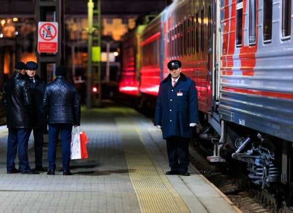 В пригородных поездках ВСЖД увеличат количество вагонов с 23 декабря Поезда станут длиннее в новогодние праздники    Читать подробнее на сайте...