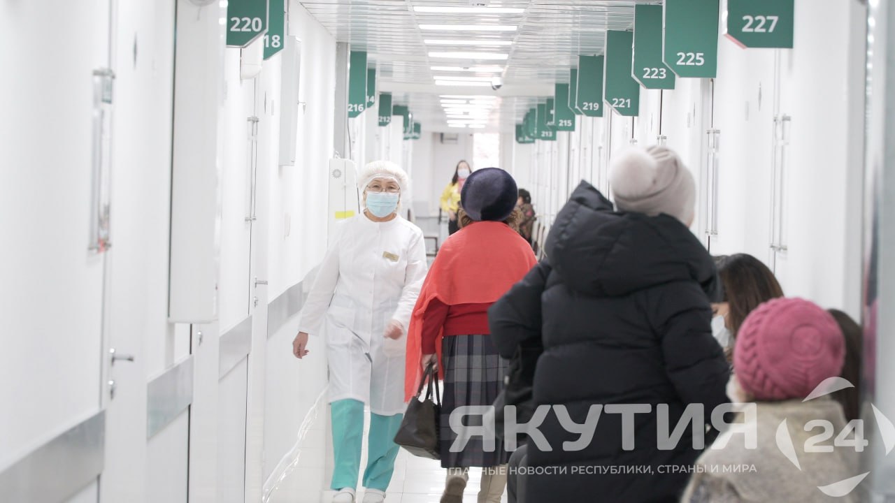 Более ста новых медучреждений построили в Якутии за пять лет В Якутии за последние пять лет в рамках реализации национальных проектов Здравоохранение и Продолжительная и активная жизнь введено в эксплуатацию более ста новых объектов здравоохранения Подробнее читайте по ссылке Фото Семен Аммосов Якутия 24 yk24 ru в MAX Telegram ВК VK Видео