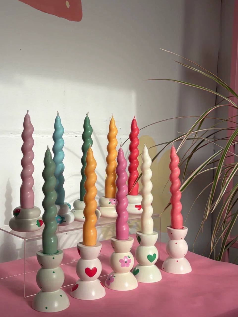 Зимне новогодний Open space market пройдет в Казани 19 21 декабря В программе маркет российских дизайнеров лекции и мастер классы игровая зона музыка фуд корт 19 20 21 декабря 11 00 20 00 250 взрослым 150 школьникам и студентам бесплатно детям до 7 лет и пенсионерам ТЦ МЕГА Проспект Победы 141 Казань Куда пойти с детьми в Казани kidsafisha