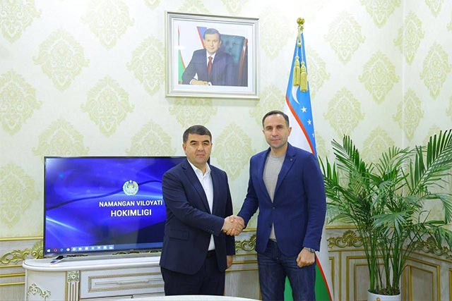 Тимур Кападзе назначен главным тренером футбольного клуба Навбахор Сегодня футбольный клуб Навбахор официально объявил о назначении Тимура Кападзе на пост главного тренера команды Опытный специалист обсудил с руководством клуба ключевые вопросы согласовал планы и цели на ближайший период и подписал контракт English O zbek tilida Ўзбек тилида На русском iOS Android