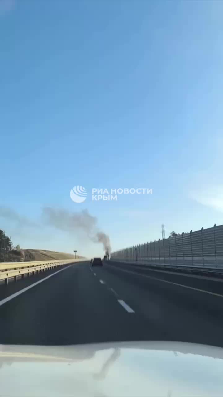 Пожарные ликвидировали возгорания автомобилей в Крыму