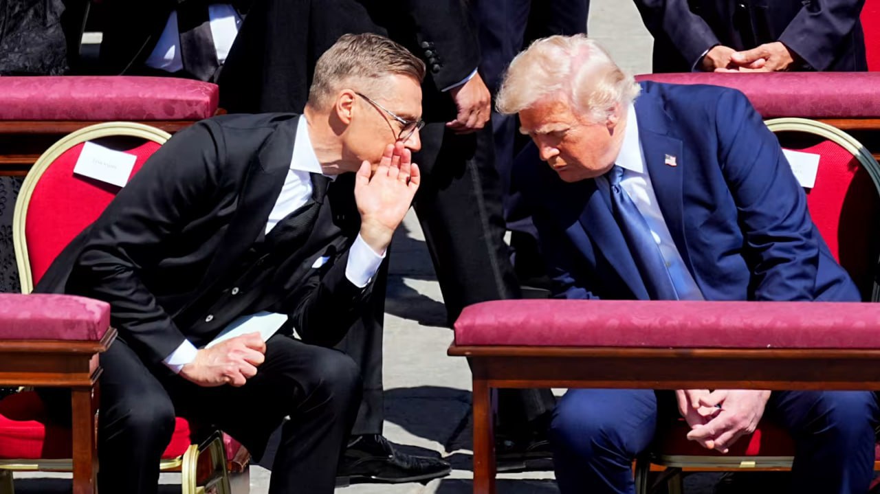 Президент Финляндии Стубб заявил, что Трамп не намерен выходить из переговоров по Украине. Он отметил, что часто разговаривает по телефону с Трампом и нет никаких признаков того, что он отступит от переговорного процесса. телеграм-канал Херсонский Вестник группа VK Вконтакте