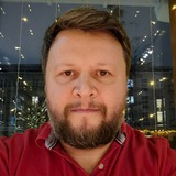 Еловский. Политика и управление