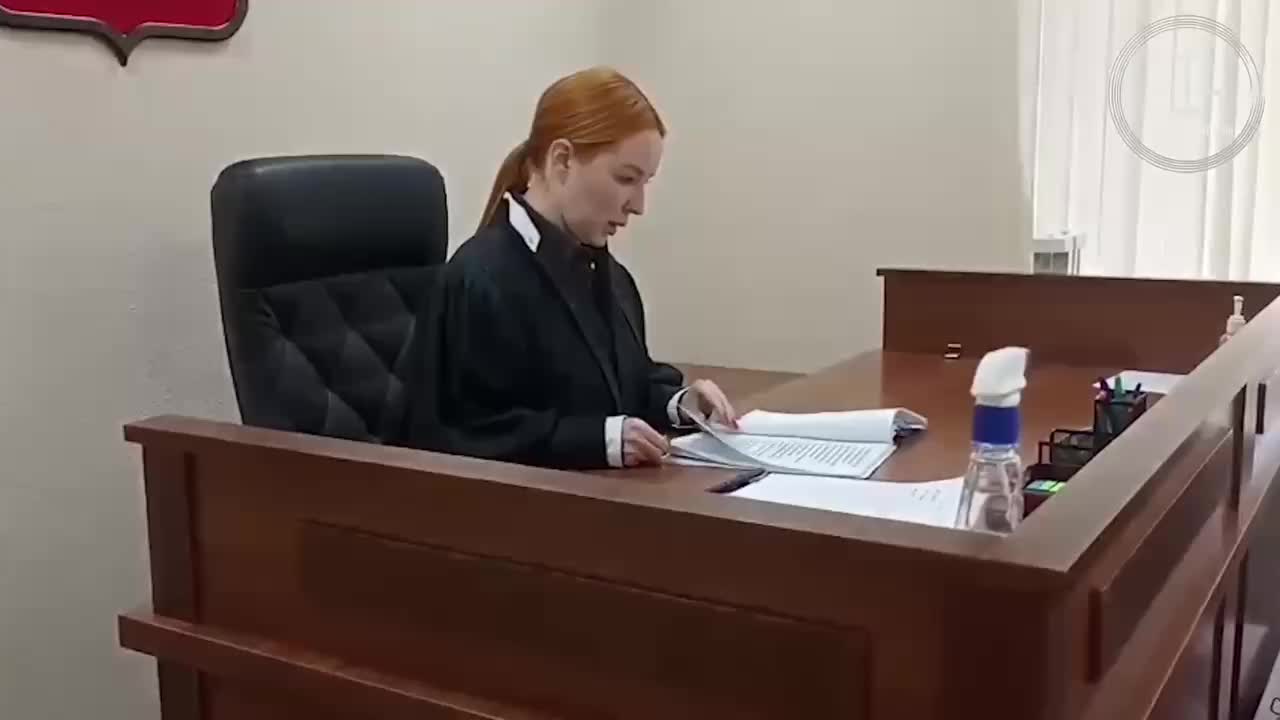 Суд оштрафовал супругов Петренко за исполнение украинской песни
