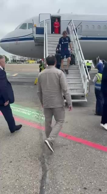 Главный тренер сборной России Валерий Карпин посетил Владикавказ и обсудил влияние футбола на общение