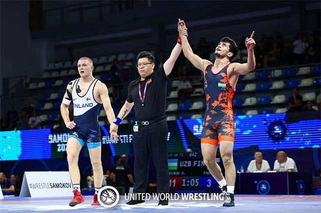 Два узбекских борца завоевали медали на юниорском чемпионате мира в Болгарии Сборная Узбекистана продолжает успешно выступать на юниорском чемпионате мира по спортивной борьбе U20 который проходит в болгарском городе Самоков English O zbek tilida Ўзбек тилида На русском