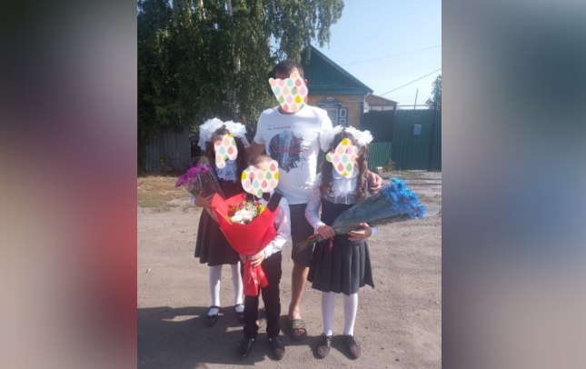 Депутат Госдумы помогала воссоединиться семье участника СВО из Челябинска Супруги Анастасия и Василий воспитывают шестерых детей.