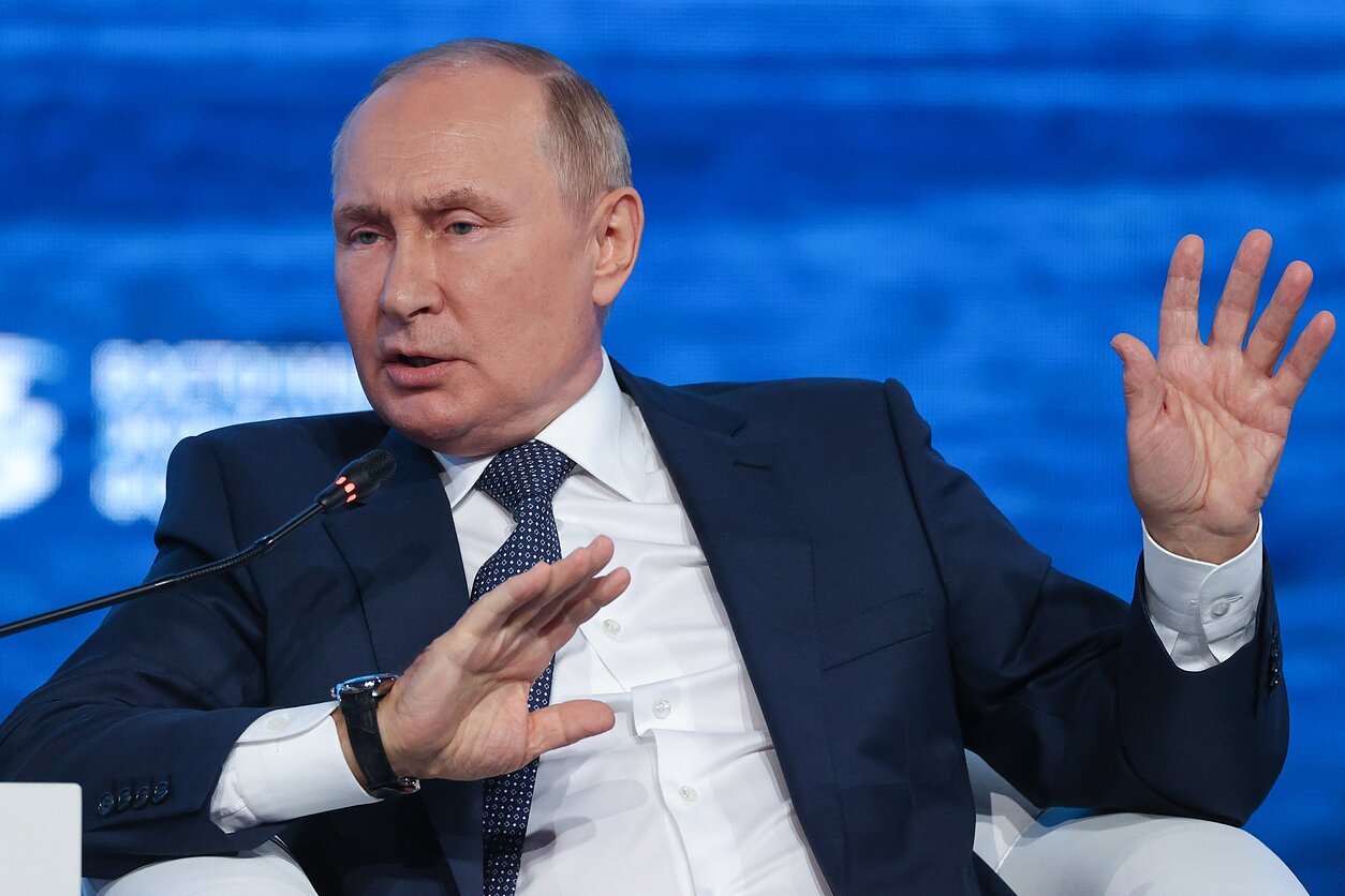 Путин «похвалился» тем, что в России «не вводят смертную казнь даже в условиях спецоперации»  Прислать новость   Подписаться