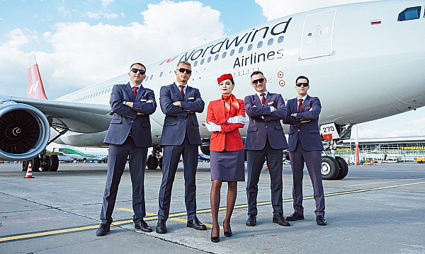 Авиакомпанию Nordwind допустили к выполнению рейсов между Москвой и Пхеньяном Федеральное агентство воздушного транспорта Росавиация выдала авиакомпании Nordwind допуск к выполнению рейсов между Москвой и Пхеньяном КНДР . Об этом сообщает Агентство городских новостей «Москва» со ссылкой на данные, опубликованные на сайте ведомства. Уточняется, что рейсы будут выполняться два раза в неделю. Ранее сообщалось, что в конце июня авиакомпания Nordwind запросила у Росавиации допуски к рейсам из Москвы в Пхеньян. Уточнялось, что прямых авиарейсов между столицами РФ и КНДР не было. aviaru.net/n285502