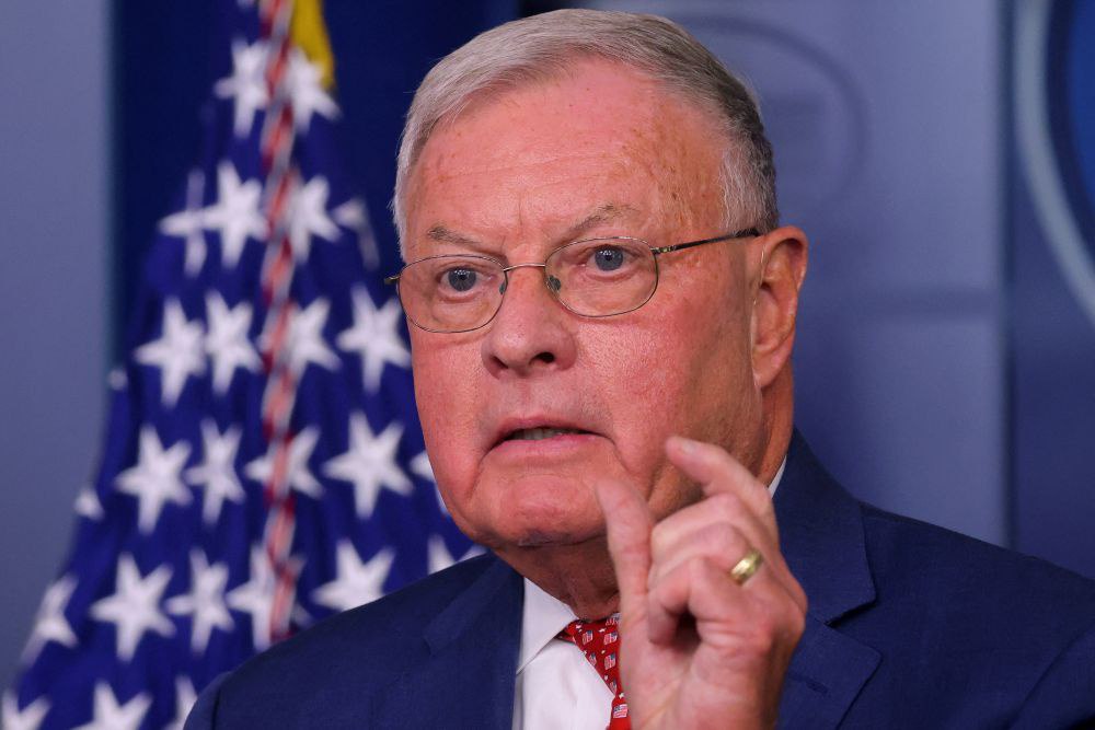 Спецпредставитель Трампа на Украине Келлог заявил, что США получили список условий из Киева. Теперь американцы ожидают аналогичного списка условий от России. При этом Келлог заявил, что США продолжат линию давления на Москву, чтобы заставить Россию вести переговоры.
