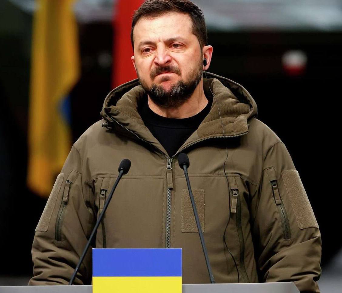 Украинцы переходят на русский язык сразу же когда говорить на украинском не требует законодательство языковой омбудсмен Украины Ивановская Ранее в стране был принят закон требующий использовать украинской язык в публичном пространстве в том числе при выполнении рабочих обязанностей P S Переговоры с Украиной в Абу Даби ведутся на русском языке Костюков Подпишись RogandarNEWs мы в MAX