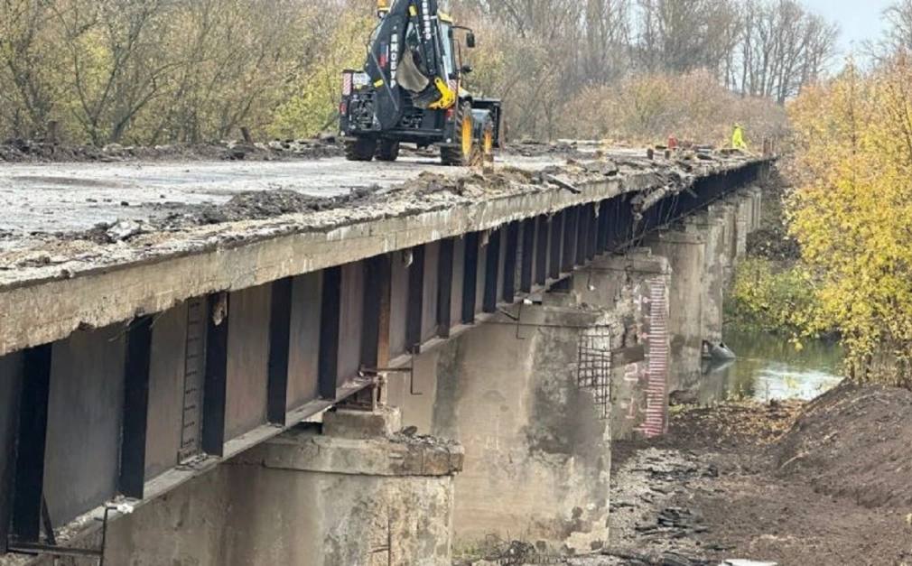 На границе Башкирии и Татарстана начался демонтаж моста через реку Ик  На реконструкцию мостового перехода Октябрьский — Уруссу выделили почти 1 млрд руб.    РБК-УФА