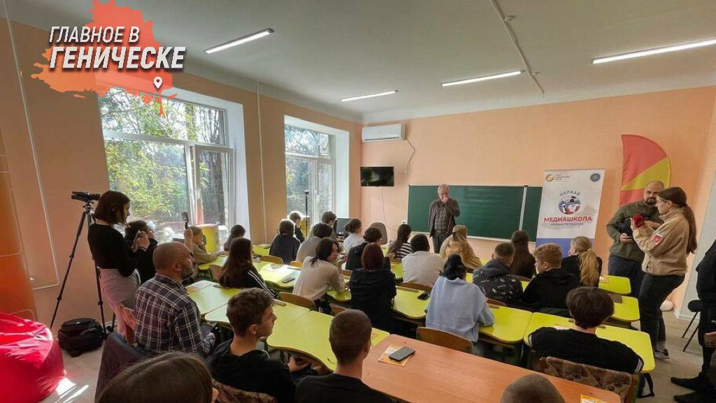 ХГПУ планирует принять 1,3 тыс. студентов на бюджетные места  Херсонский государственный педагогический университет в рамках летней вступительной кампании намерен набрать 1342 студента на бюджетные места. Об этом сообщила ректор Нина Шашкова в интервью Херсонскому агентству новостей.  «Министерство просвещения РФ выделило контрольные цифры приема, бюджетные места на бакалавриат, магистратуру и аспирантуру. Сегодня 7 институтов университета реализуют более 100 основных профессиональных программ. В данный момент в университете обучается более 6 тыс. студентов. Образовательный процесс обеспечивают более 200 опытных преподавателей, свыше 60% преподавательского состава имеют ученую степень кандидата или доктора наук», — поделилась ректор.