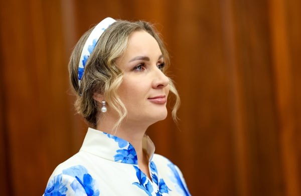 Россия готовит для Украины список детей для возвращения Его планируют передать на следующем раунде переговоров Москвы и Киева. Об этом на ПМЭФ заявила уполномоченный при президенте по правам ребёнка Мария Львова-Белова. «Это неверно, что они нам предоставляют списки — это же двусторонний процесс. У нас также есть дети, которые находятся на территории Украины и требуют воссоединения со своими российскими семьями», — уточнила она. Подпишись на «Говорит Москва»