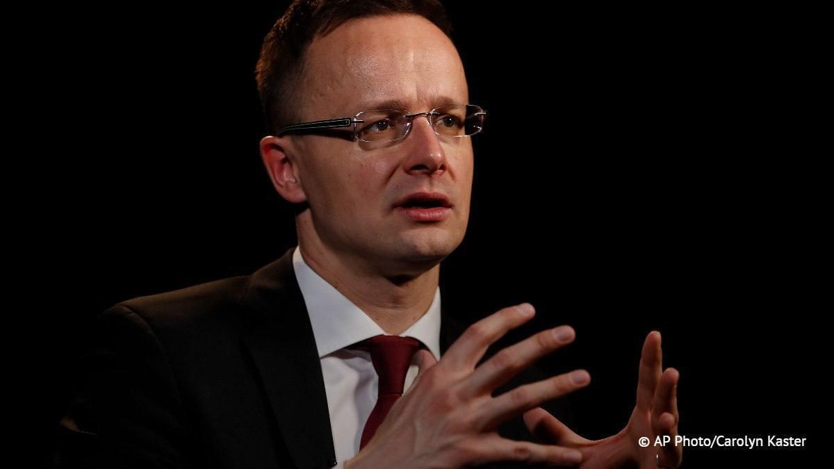 Венгрия обсудила с Сербией сооружение нефтепровода для поставок российской нефти, в дискуссиях приняли участие представители РФ, сообщил Сийярто.