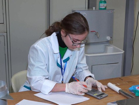 Доплаты учителям и оснащение агроклассов помогут развивать АПК Калужской области Развитие агропромышленного комплекса Калужской области губернатор обсудил с заместителем Министра сельского хозяйства РФ Ксенией Шевёлкиной. Особое внимание уделили кадровому вопросу.