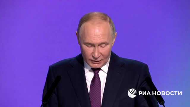 Владимир Путин подчеркивает важность инновационных решений в сфере искусственного интеллекта