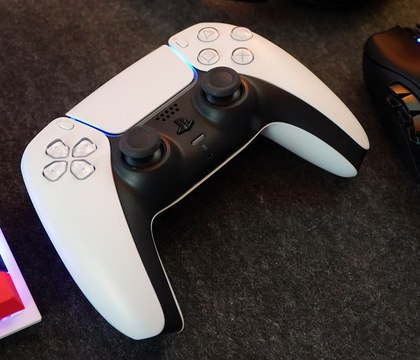 Sony действительно может запустить кросс покупки видеоигр для PS5 PS6 и ПК billbil kun В начале ноября на PlayStation 5 обнаружили новый значок Cross Buy который намекает что Sony в будущем запустит систему кросс покупок аналог Xbox Play Anywhere