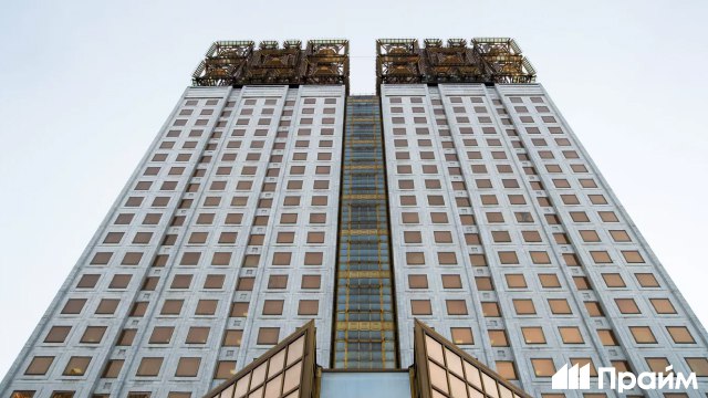 Рост мировой торговли замедлится до 2 5 следует из доклада РАН В исследовании также говорится что роль развитых стран в мировой экономике уменьшится тогда как доля развивающихся увеличится Отдельно аналитики подчеркивают что структура мировой торговли будет под сильным влиянием политики импортозамещения что затормозит развитие торговли между США и КНР Подписывайтесь на ПРАЙМ в MAX